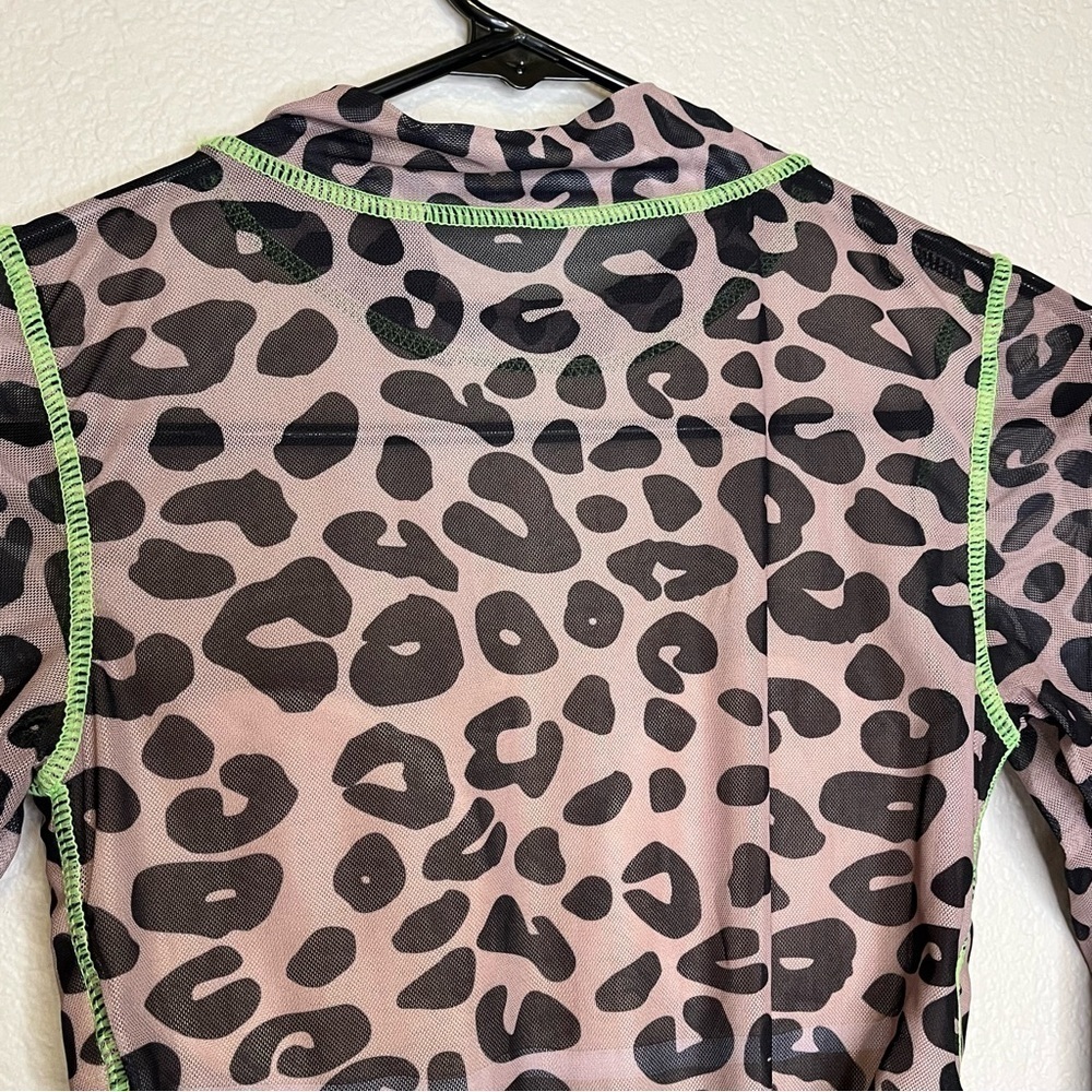 Leopard Animal Print Mock Neck Long Sleeve Bodysuit Size Medium Fits Small - Picture 8 of 14